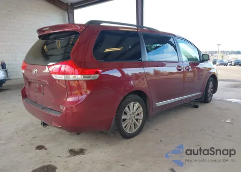 2014 Toyota Sienna Xle 7 Passenger z USA, uszkodzony, nr VIN 5TDDK3DC0ES094161